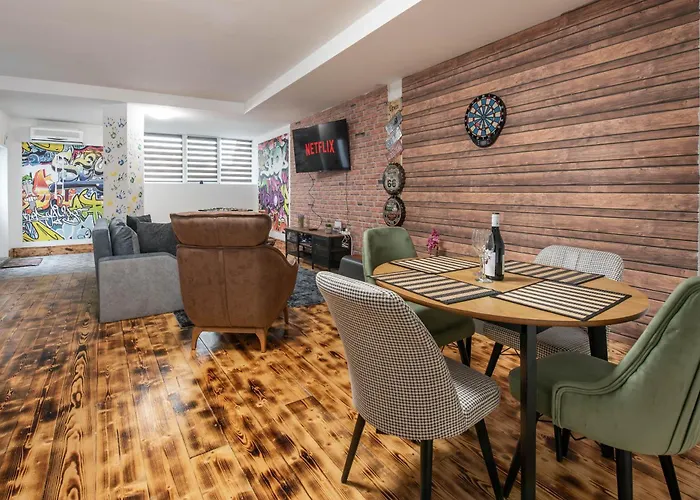 Apartment Sea Peace With Free Parking Warna